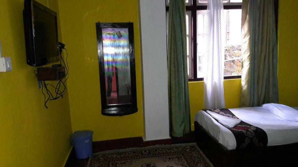 Golden Fish Hotel, Lachung Bagian luar foto