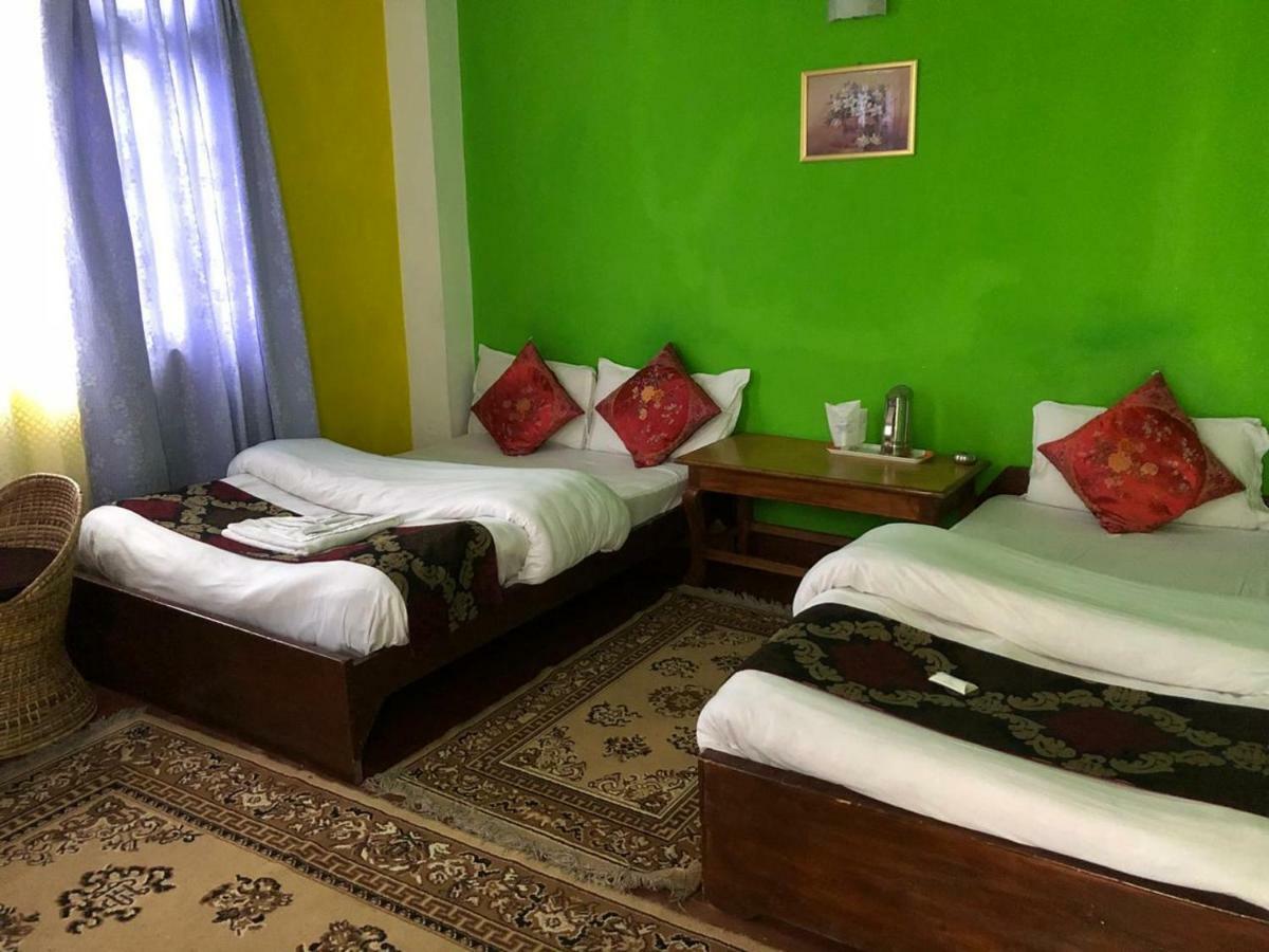 Golden Fish Hotel, Lachung Bagian luar foto